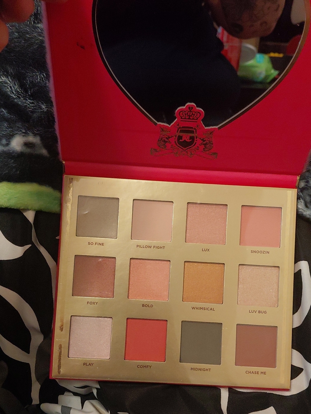 Juicy Couture Pink & Peach Eyeshadow Palette